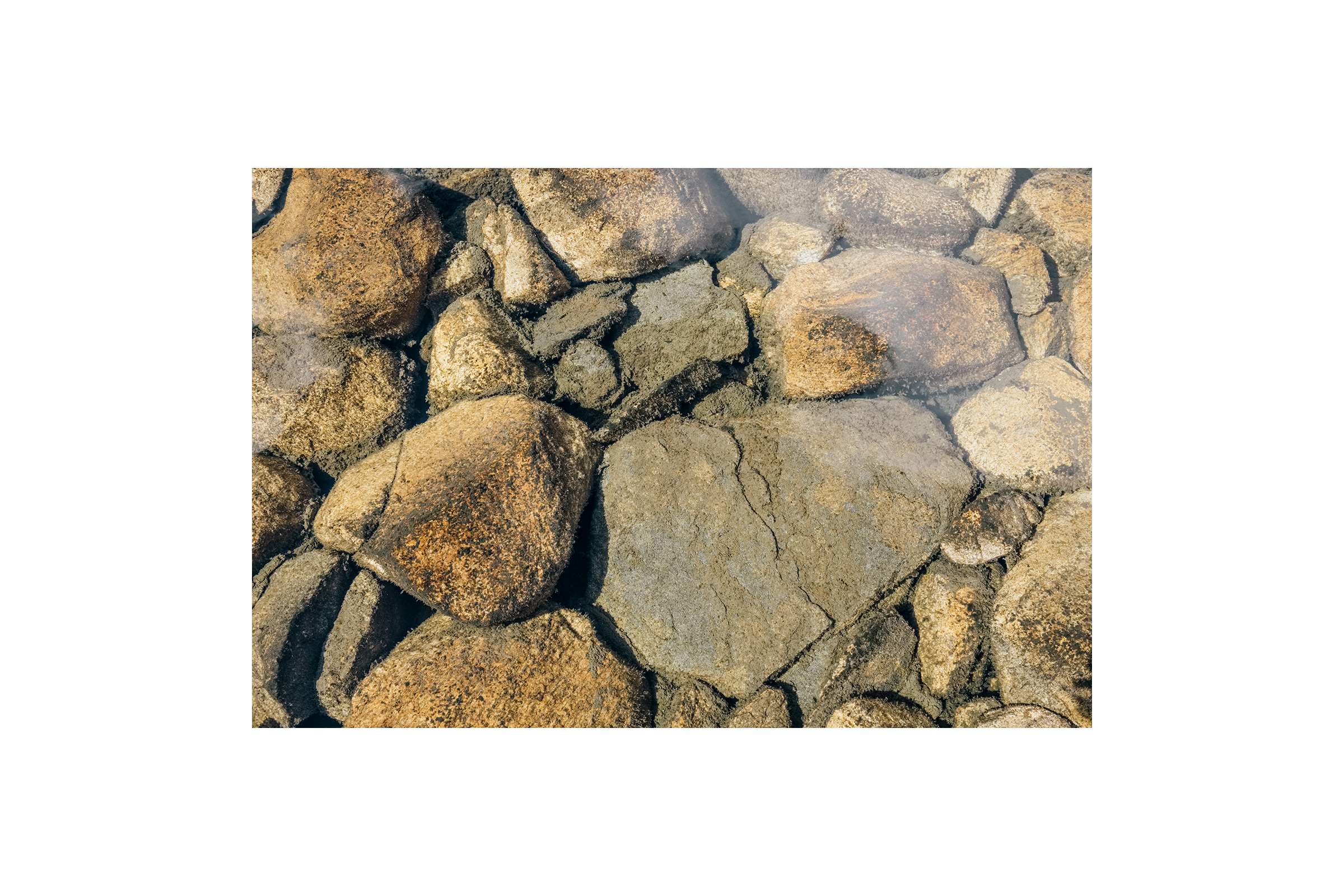 Steine im Drageidfjorden, Hardangervidda, Norwegen, Foto: Martin Hülle